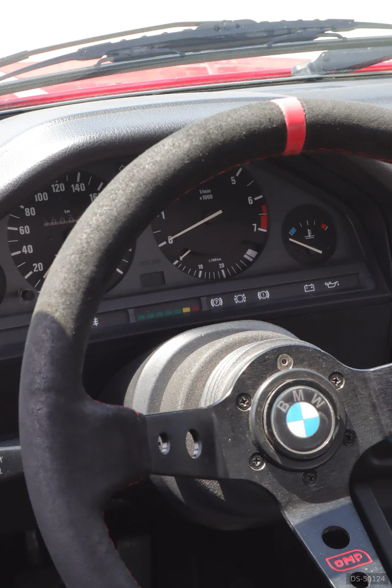 1989 BMW E30 in Barcelona 7