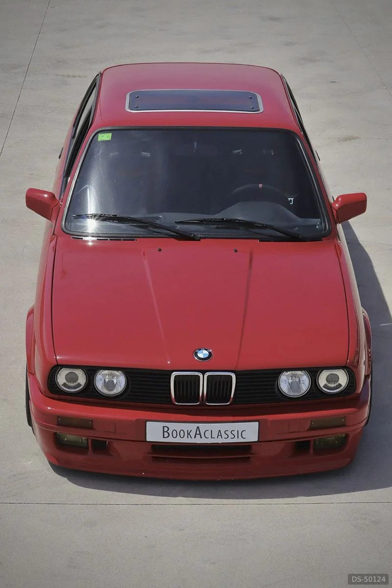1989 BMW E30 in Barcelona 6