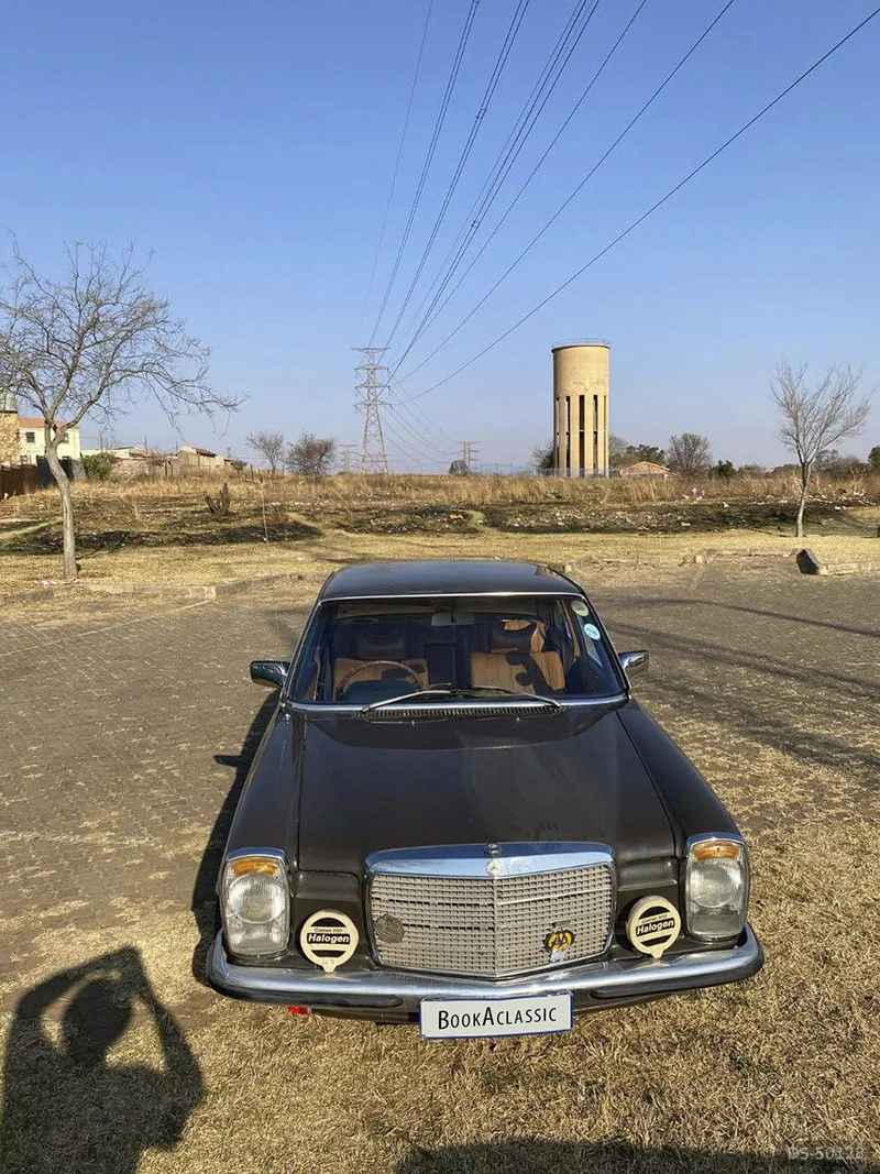 1968 Mercedes-Benz W114 240d in Soweto 3