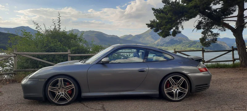 2004 Porsche 911 996 4s in Leon 3