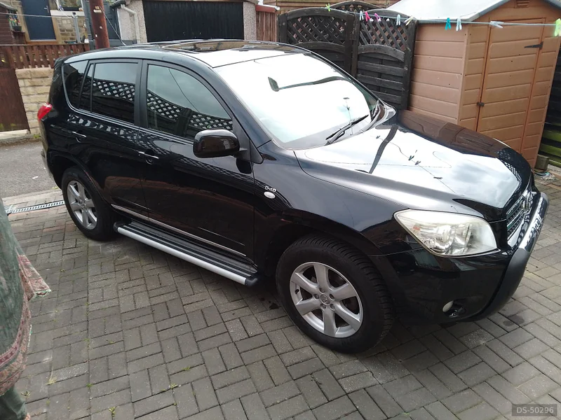 2008 Toyota Rav4 in Huddersfield