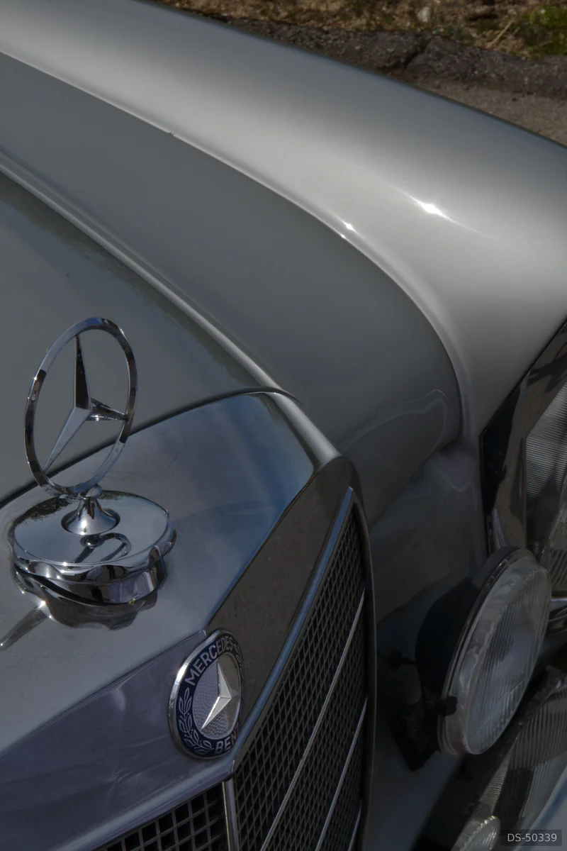 1964 Mercedes-Benz 220 Seb coupé in Châtel-st-denis 3