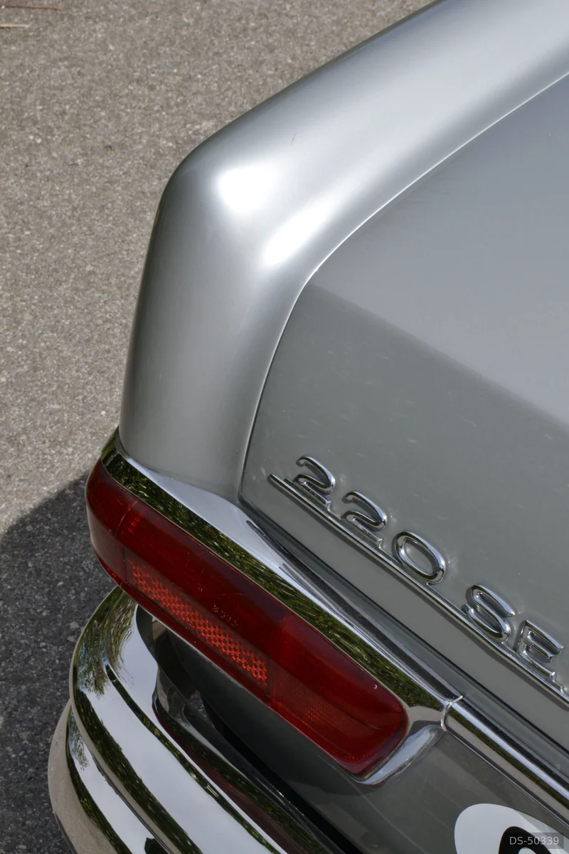 1964 Mercedes-Benz 220 Seb coupé in Châtel-st-denis 4