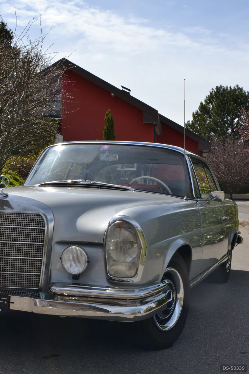 1964 Mercedes-Benz 220 Seb coupé in Châtel-st-denis 1