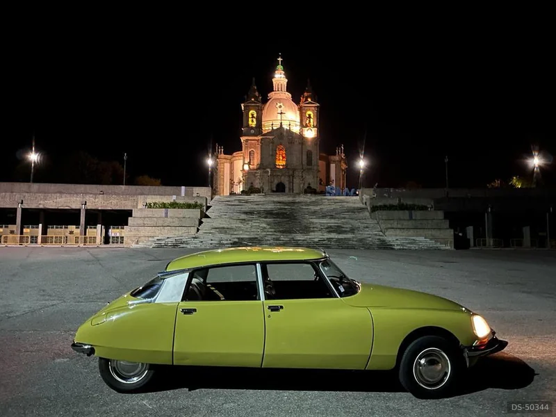 1971 Citroen DS in Braga 3