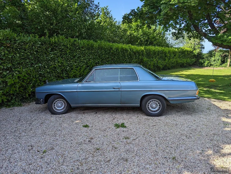 1973 Mercedes-Benz W114