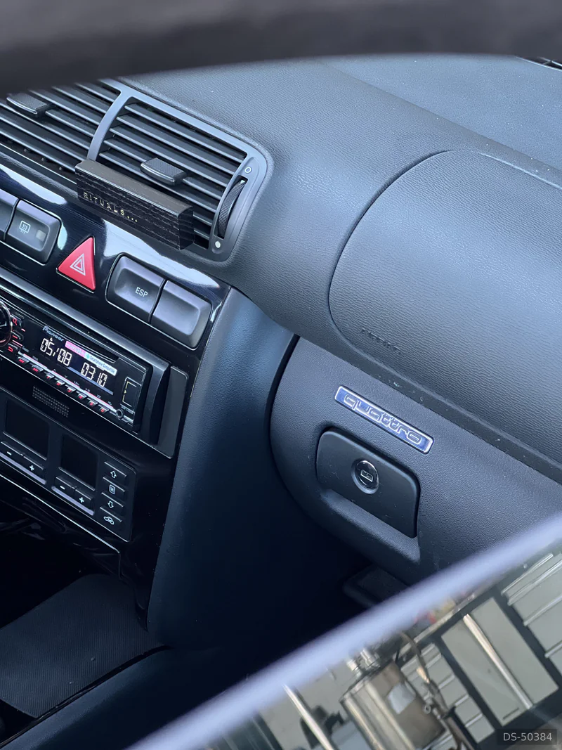 2000 Audi S3 in Santa Iria De Azoia 9