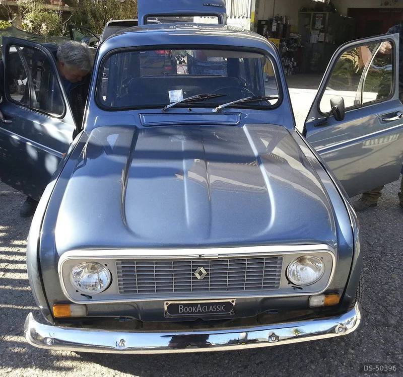 1977 Renault R4 in Ariccia 2