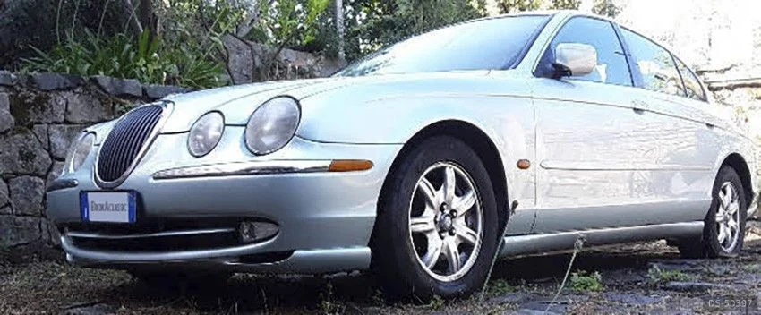 1999 Jaguar S Type  3.0  V6