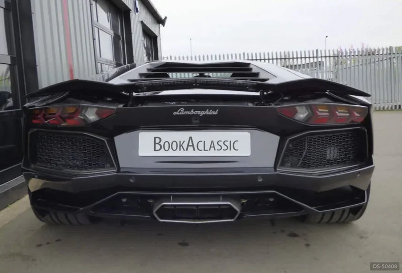 2015 Lamborghini Aventador in Farnham 6