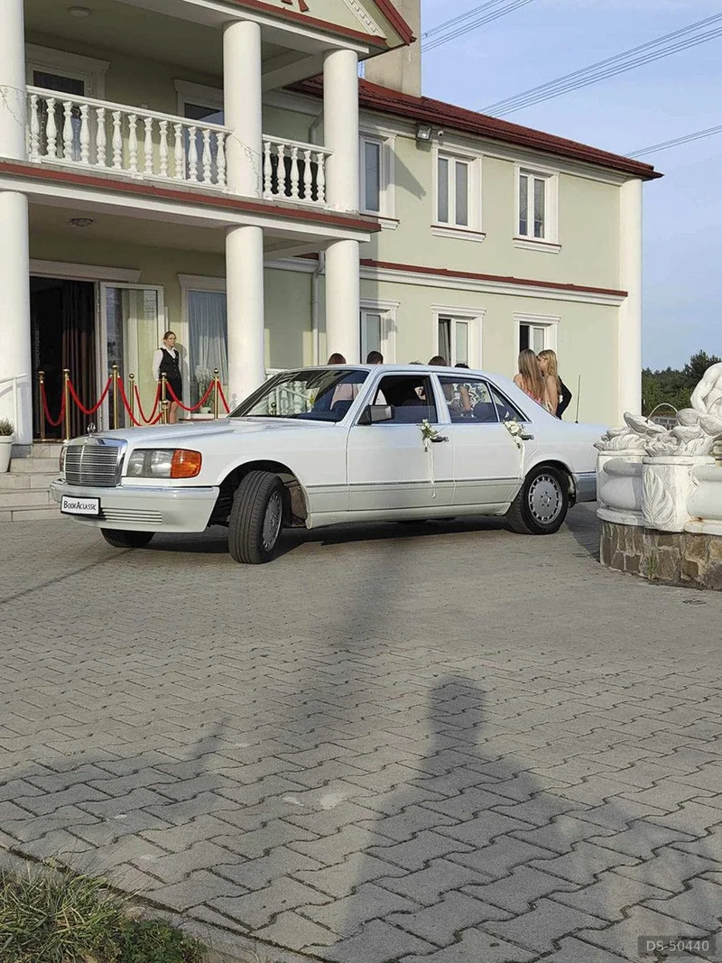 1989 Mercedes-Benz W 126 in Warszawa 3