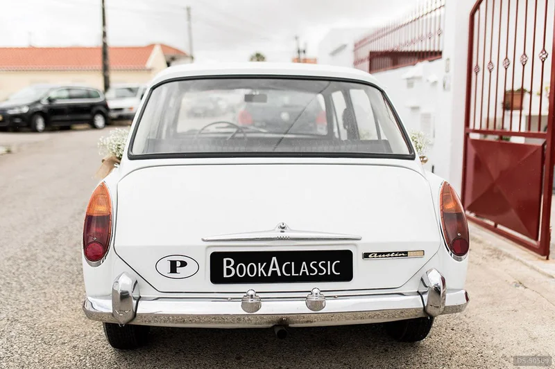 1972 Austin 1300 Super Deluxe Saloon in Merceana 2