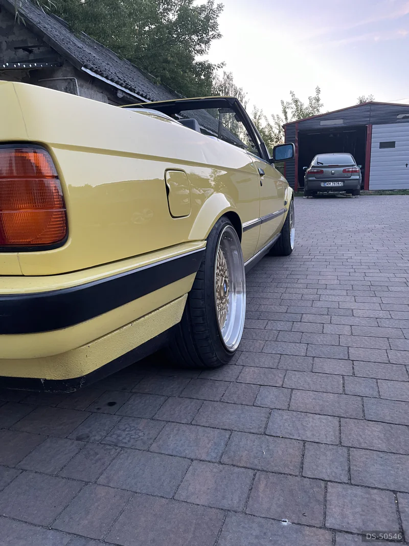 1991 BMW E30 in Warszawa 9