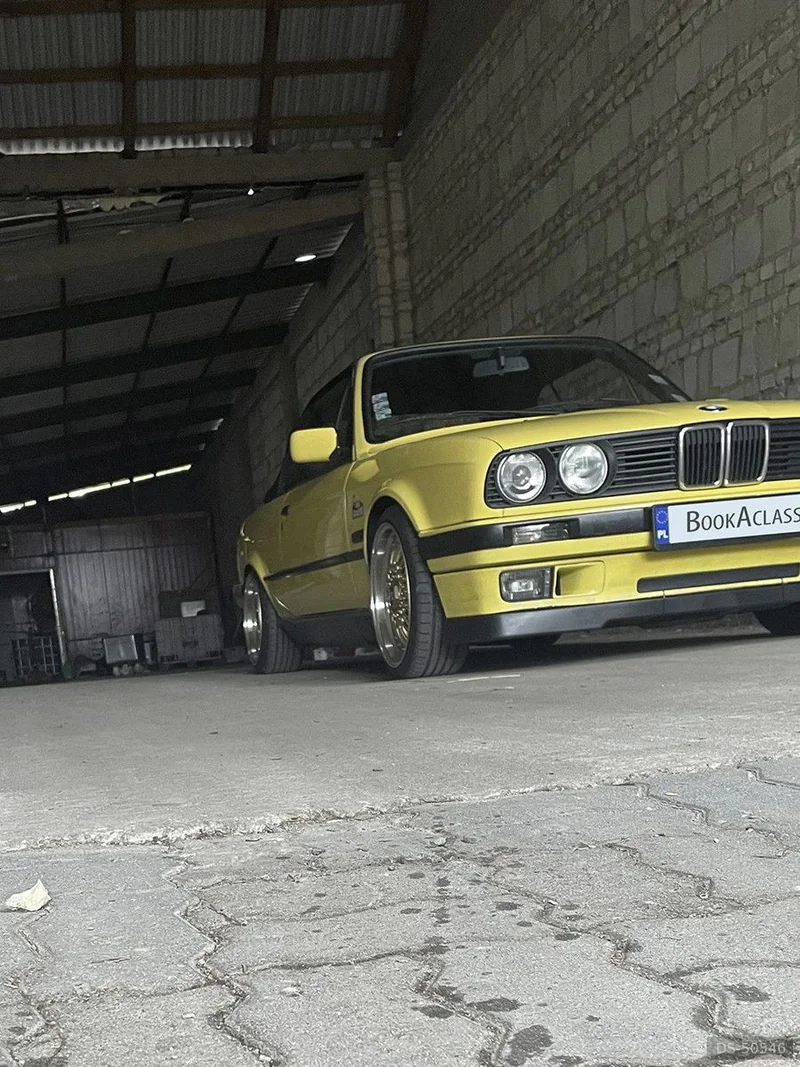 1991 BMW E30 in Warszawa 3