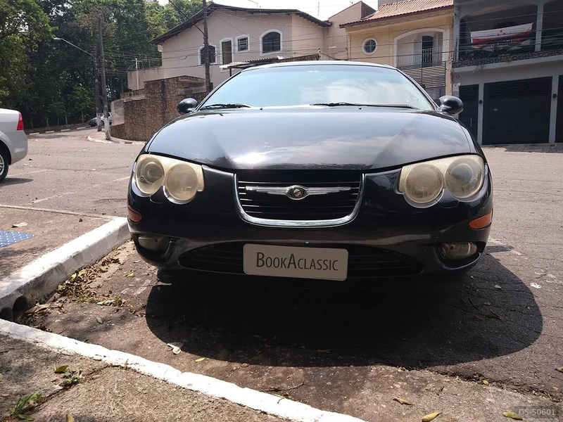 1998 Chrysler 300 M in São Paulo 6