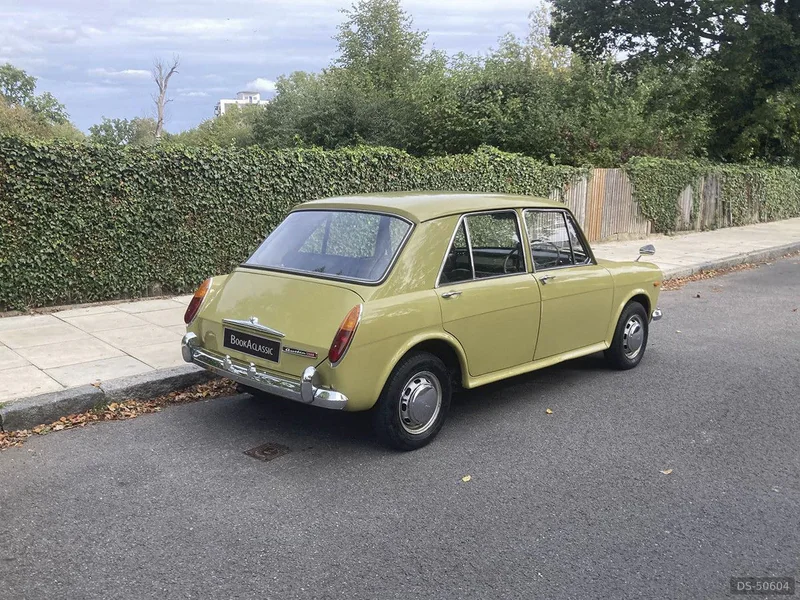 1972 Austin 1300 in London 6