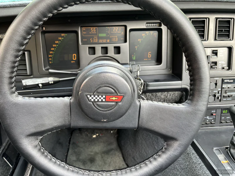 1987 Chevrolet Corvette in London 9