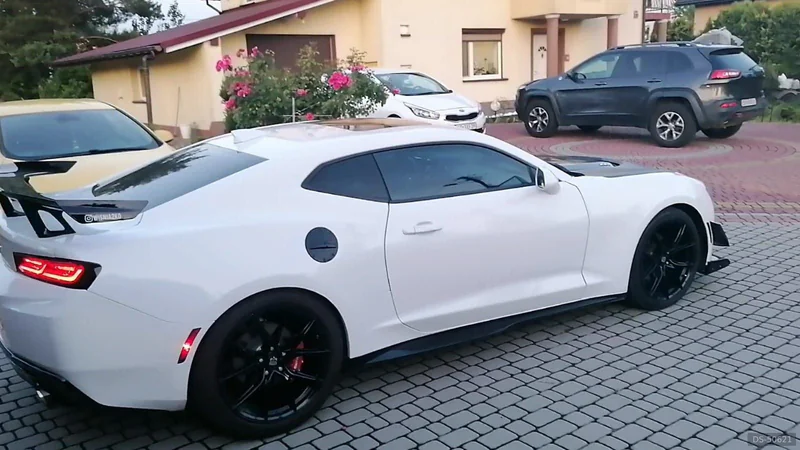 2018 Chevrolet Camaro in Roma 2