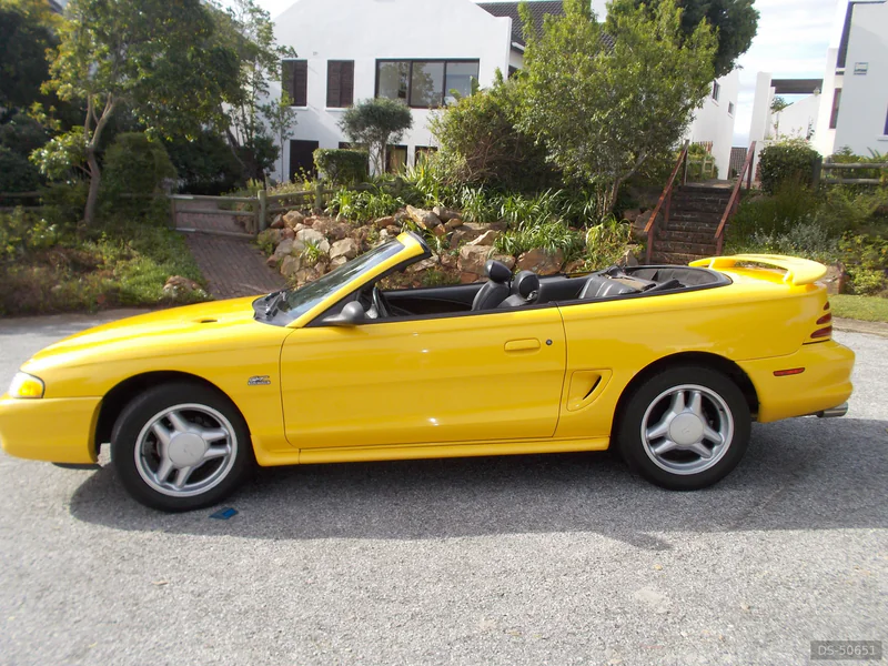 1995 Ford Mustang in Knysna 1
