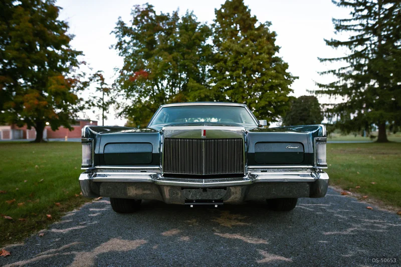 1970 Lincoln Continental Mark 3 in Iroquois 5