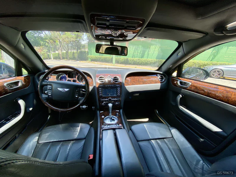 2010 Bentley Flying Spur in Sao Paulo 5