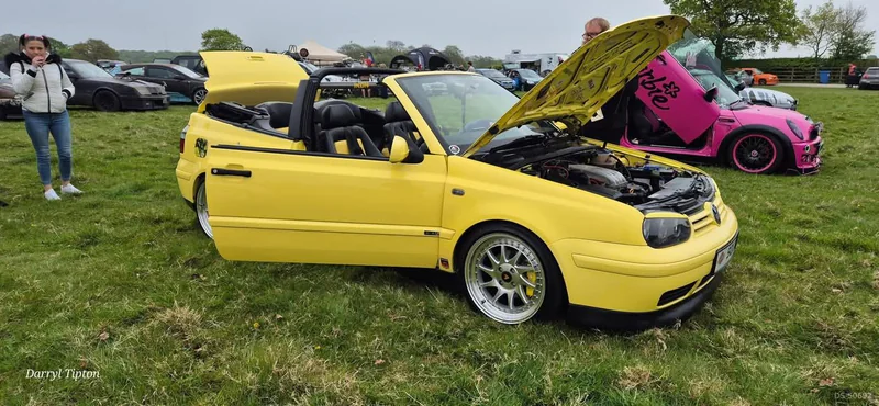2001 Volkswagen Golf Cabriolet Colour Concept in Endon 1