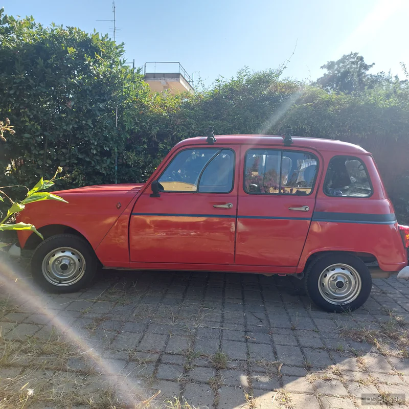 1988 Renault 4 Tl in Anzio