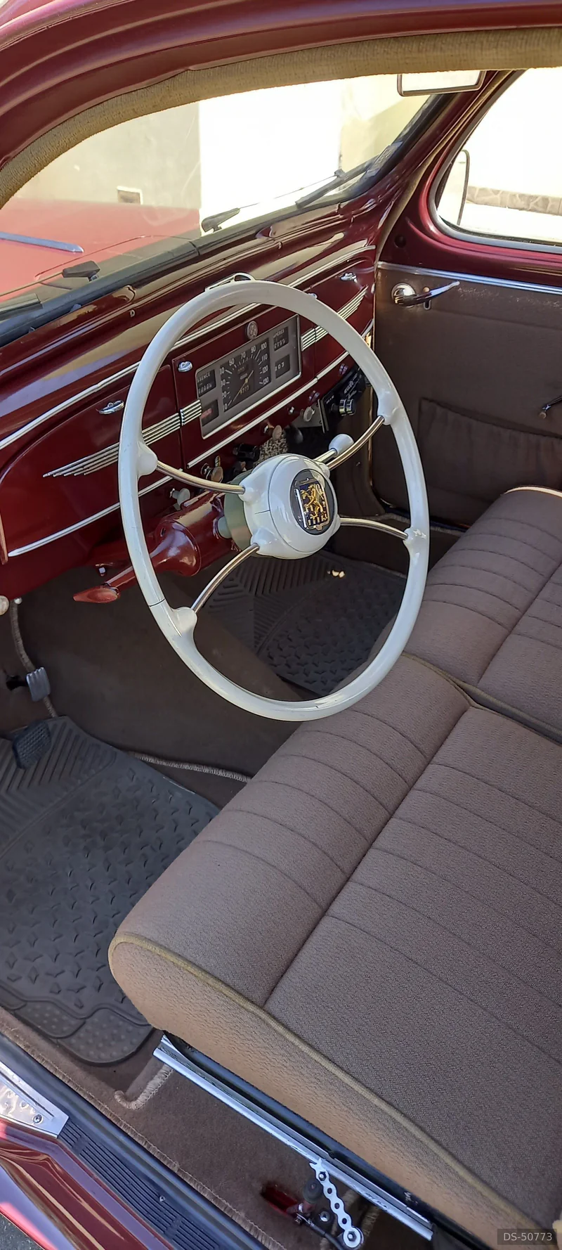 1951 Peugeot 203 in Rebordêlo Canêdo S.m.feira 6