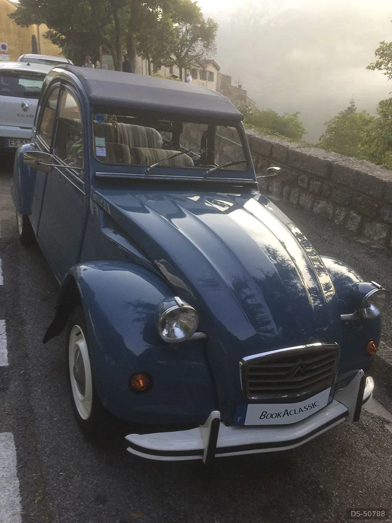 1980 Citroen 2cv in Sainte Agnès 1