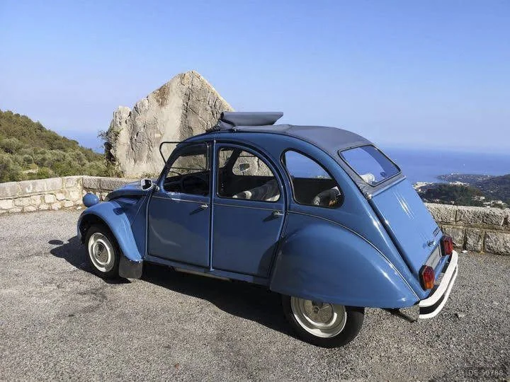 1980 Citroen 2cv in Sainte Agnès 2
