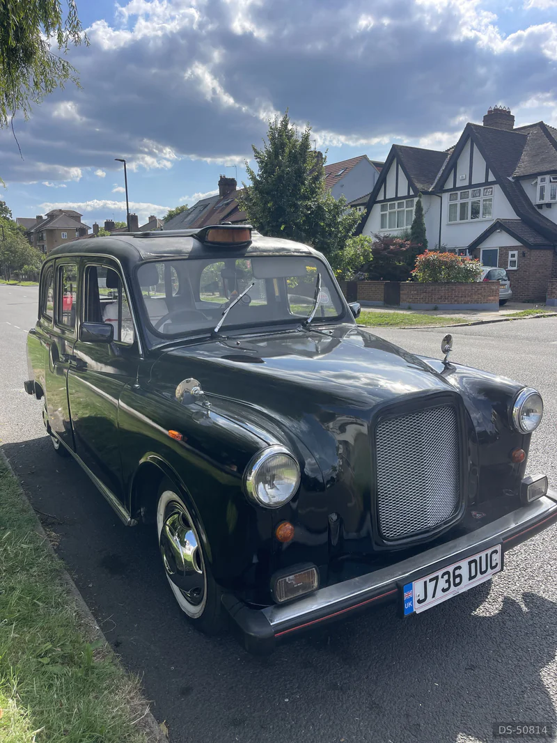 1992 London Taxi Carbodies Fairway Taxi in London 6