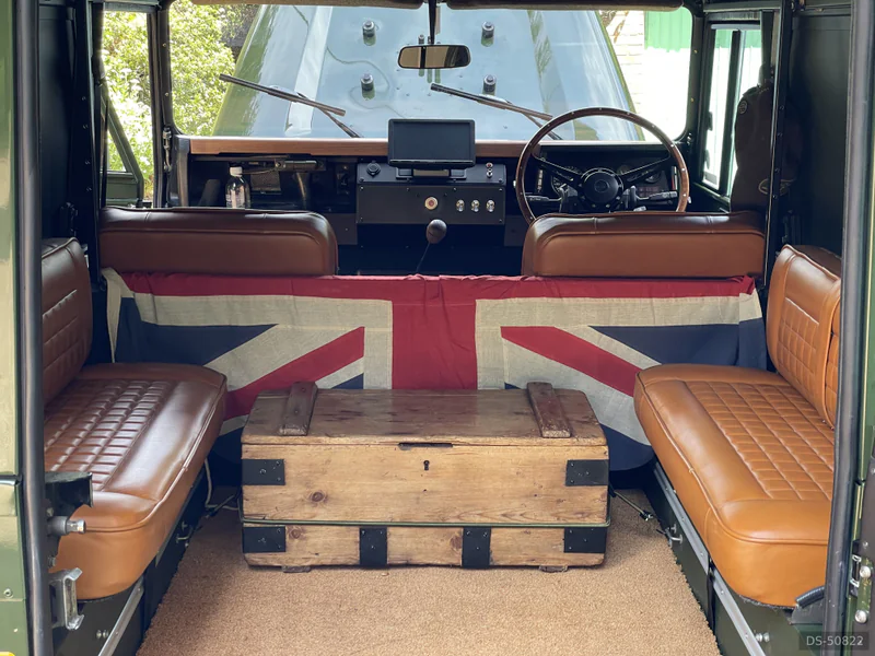 1986 Land Rover Defender 90 in Betchworth 5