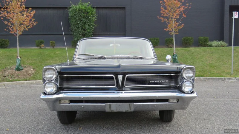 1963 Pontiac Parisienne in Toronto 2