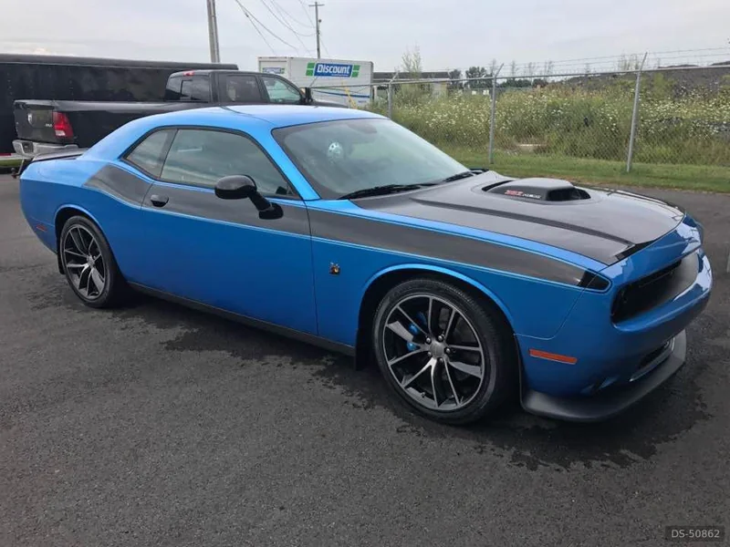 2015 Dodge Challenger in Ottawa 2