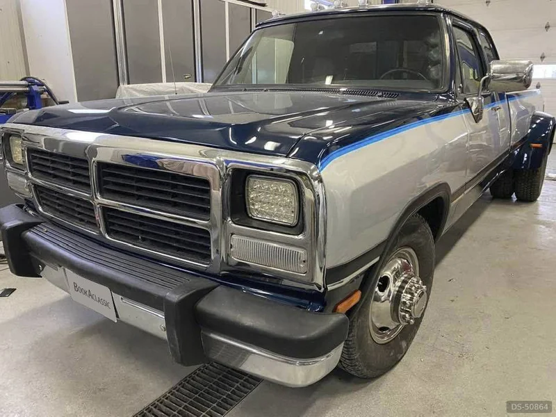 1992 Dodge Ram in Ottawa 4