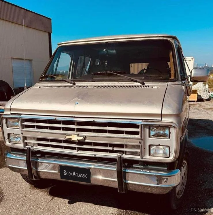 1988 Chevrolet G20 in Vancouver 6