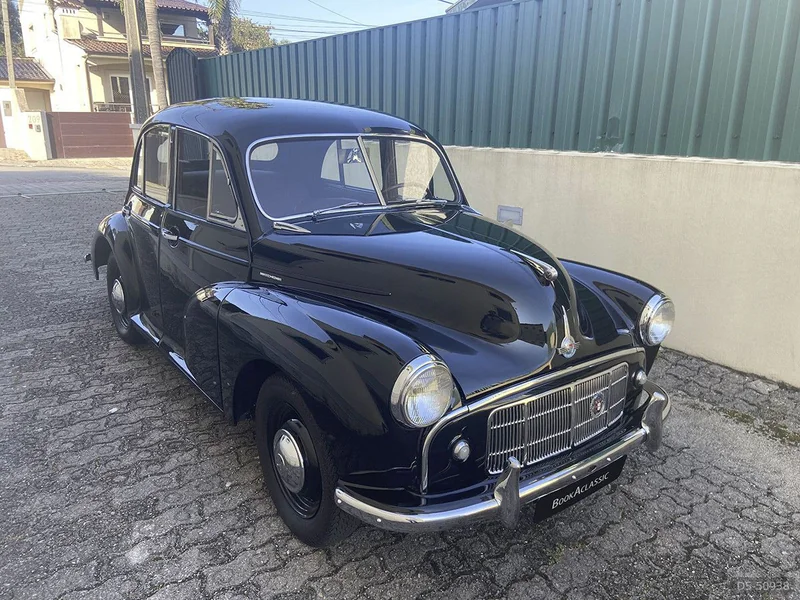 1953 Morris Minor in Santa Maria De Lamas