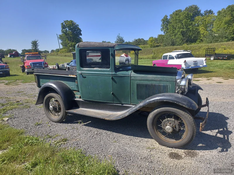 1931 Ford Model A Truck in Gatineau 4