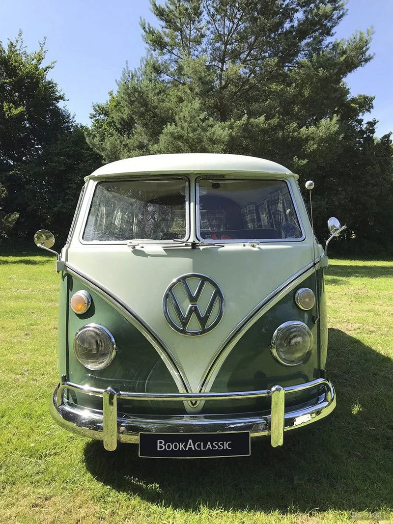 1965 Volkswagen Splitscreen Camper in Sevenoaks 3