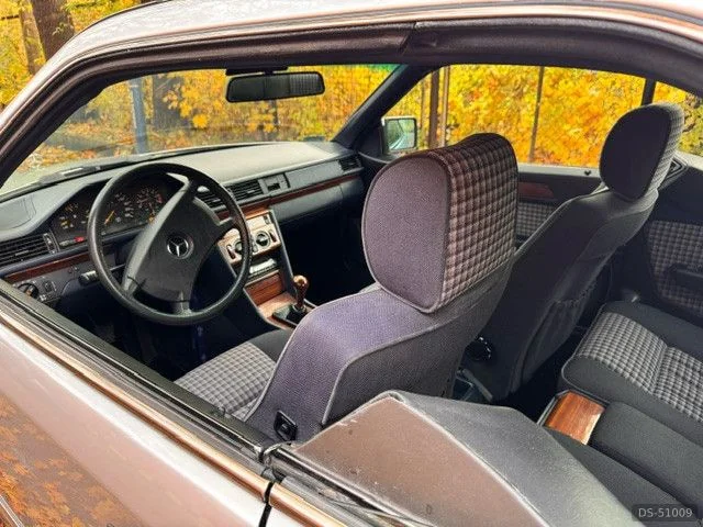 1991 Mercedes-Benz 230e W124 in Warszawa 4