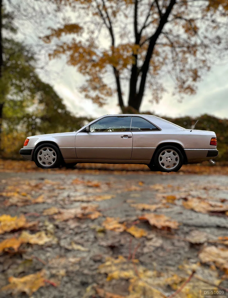 1991 Mercedes-Benz 230e W124 in Warszawa 8