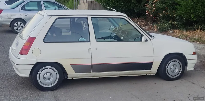 1988 Renault Supercinco in Cervera 10