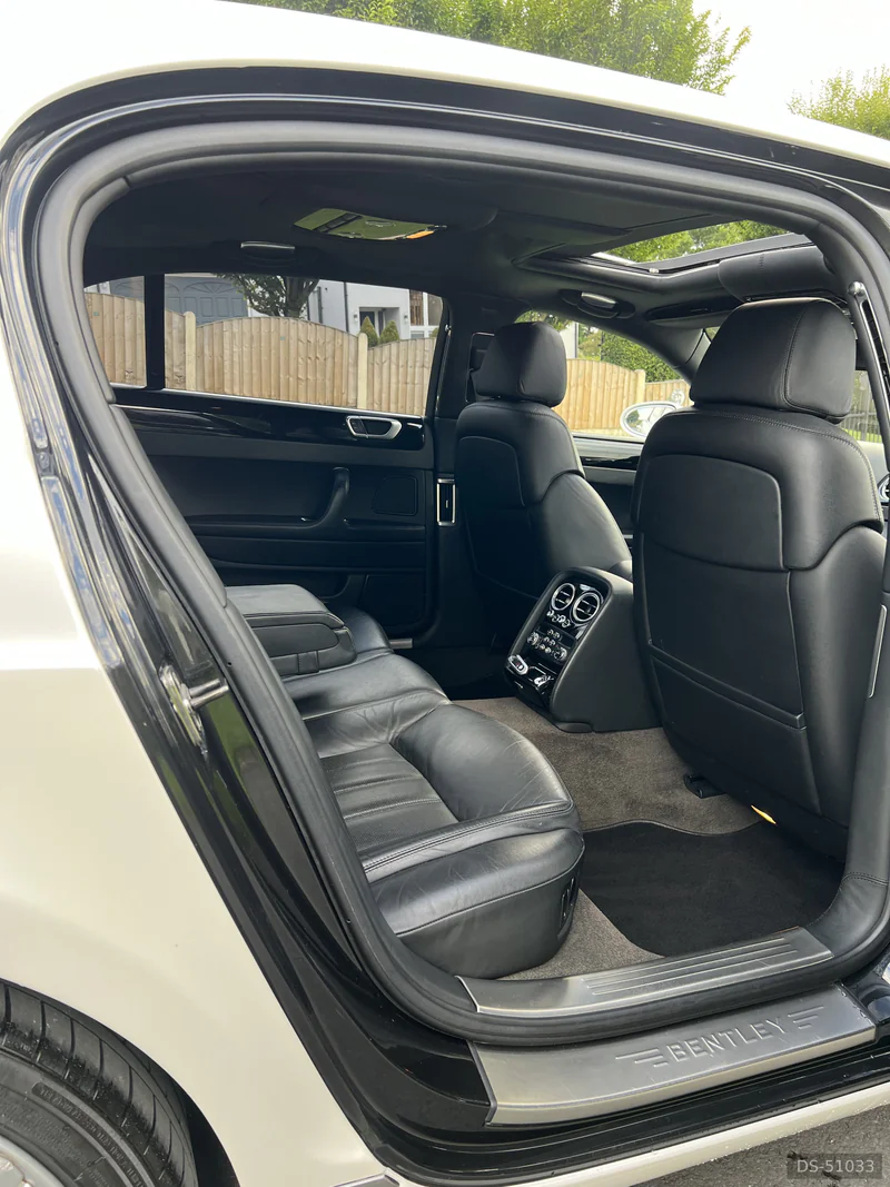 2005 Bentley Flying Spur in Manchester 8