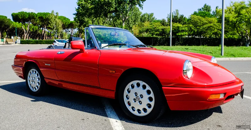 1992 Alfa Romeo Spider in Montepulciano 4