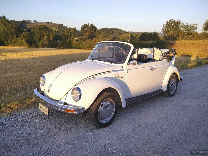 1974 Volkswagen Maggiolone Cabriolet in Montepulciano 2