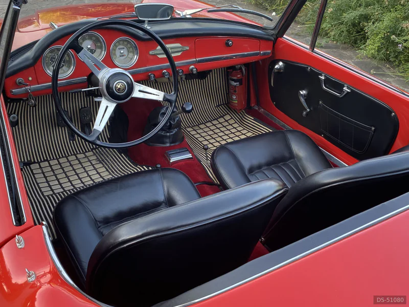 1963 Alfa Romeo Giulia Spider in Roma 5