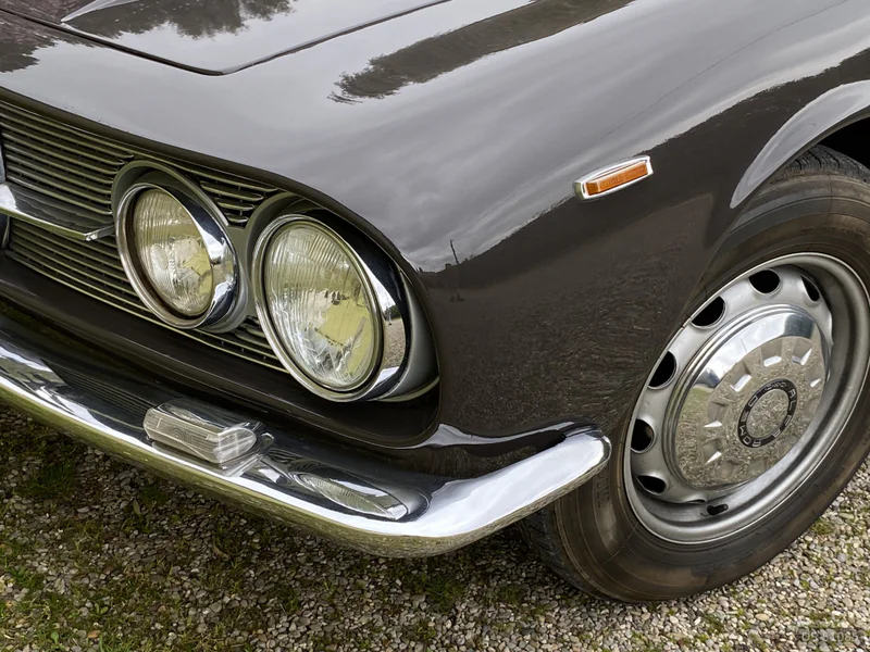 1967 Alfa Romeo 2600 Sprint in Roma 4