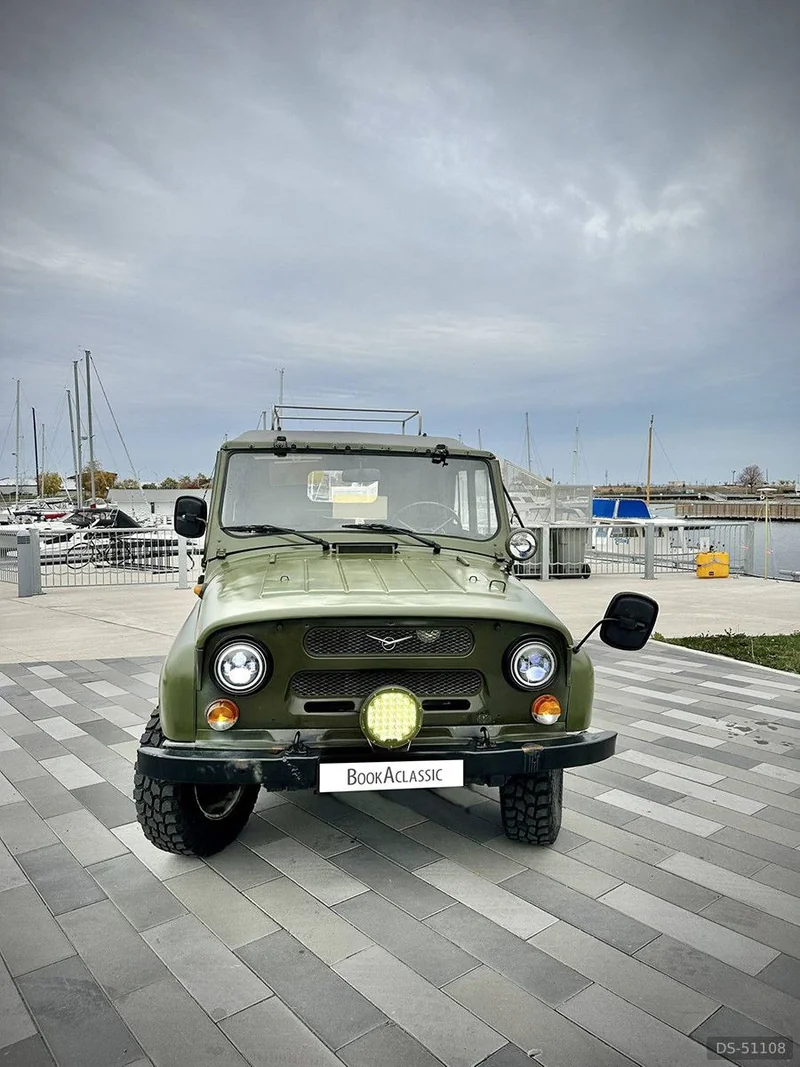 1992 UAZ 469 in Hamilton 4