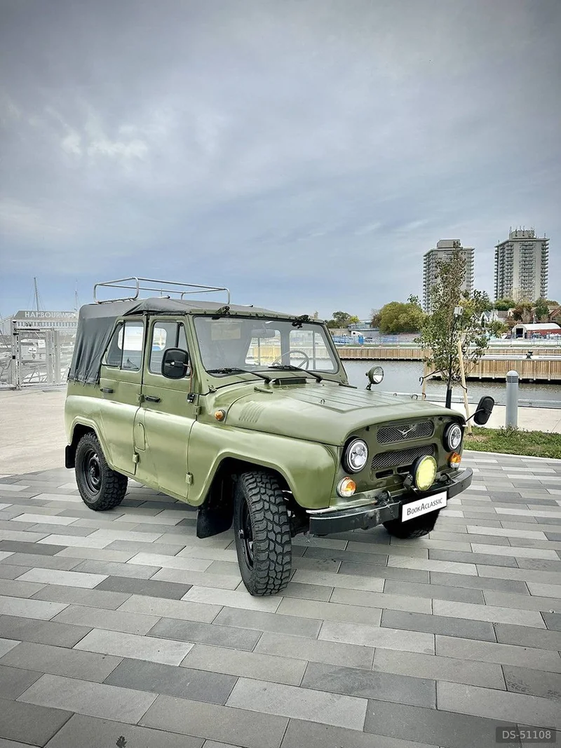 1992 UAZ 469 in Hamilton 6
