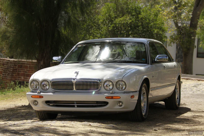 1998 Jaguar Vanden Plas in Queretaro 3